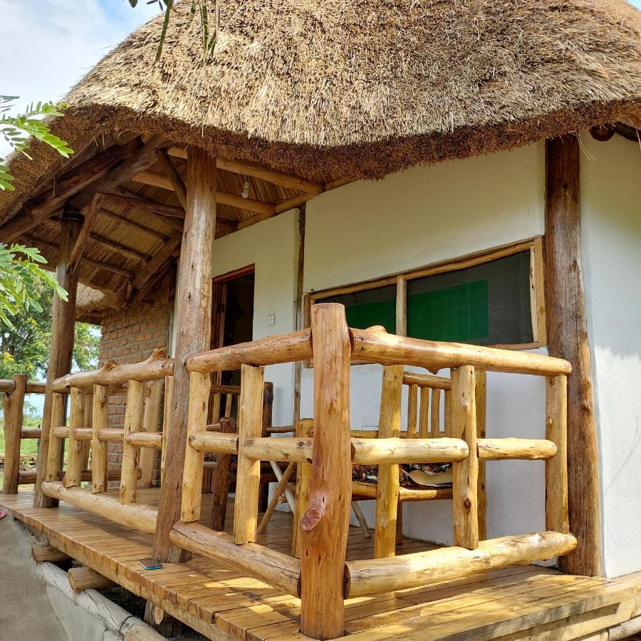 Songbird Safari Lodge & Campsite Katunguru 外观 照片