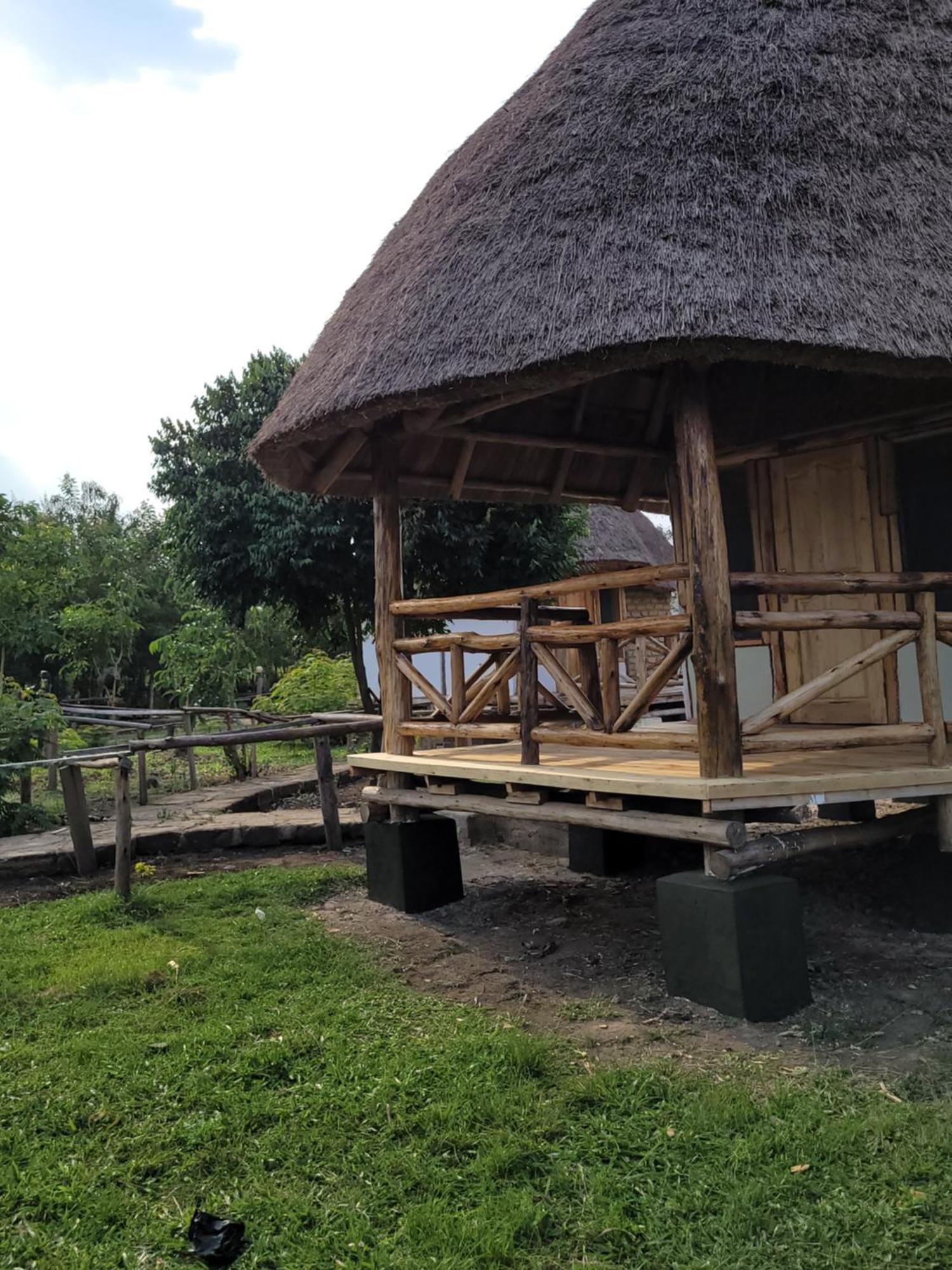 Songbird Safari Lodge & Campsite Katunguru 外观 照片